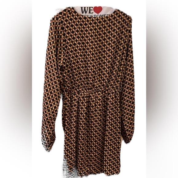 NWOT minkpink mini dress - size medium, sold on Revolve - Picture 2 of 4